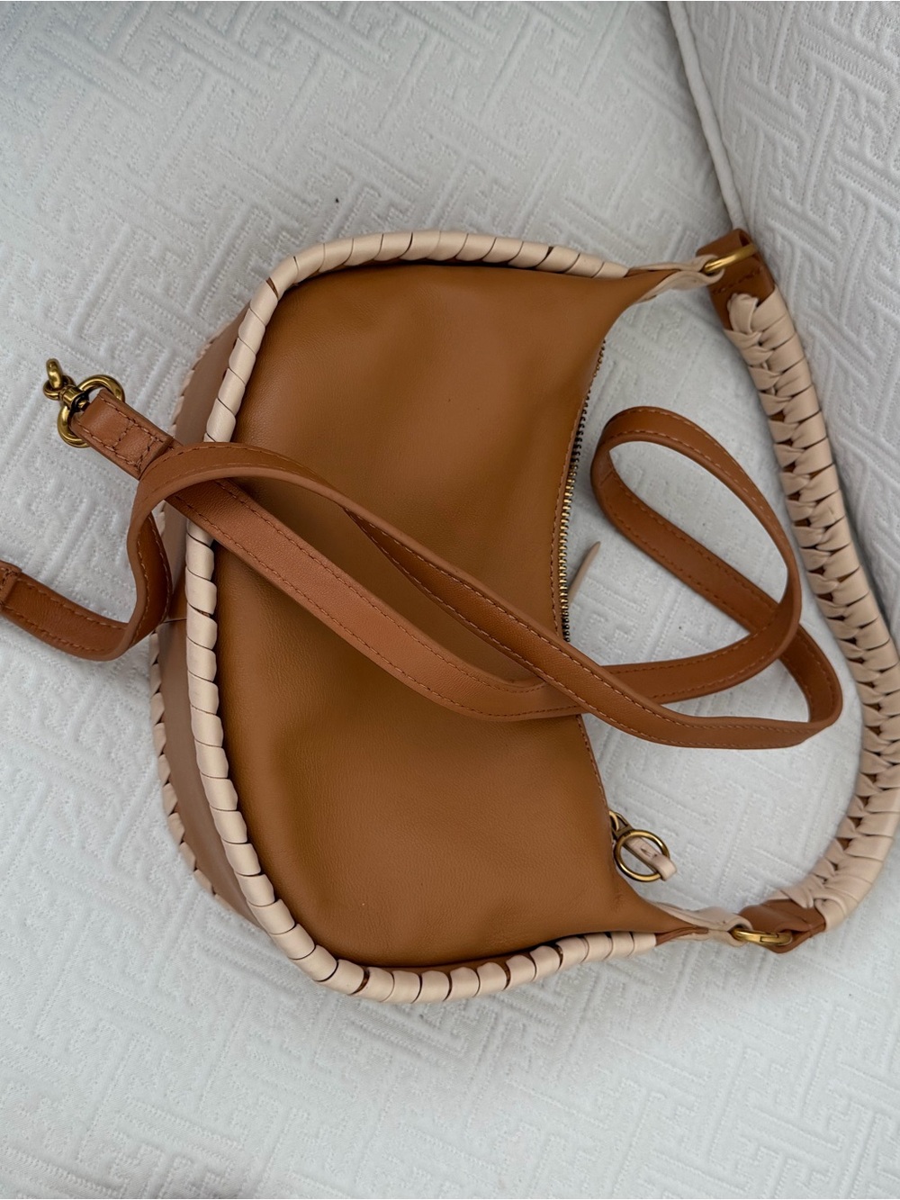 HOBO Mia Crescent Small Shoulder Bag 100% genuine leather - Picture 3 of 9